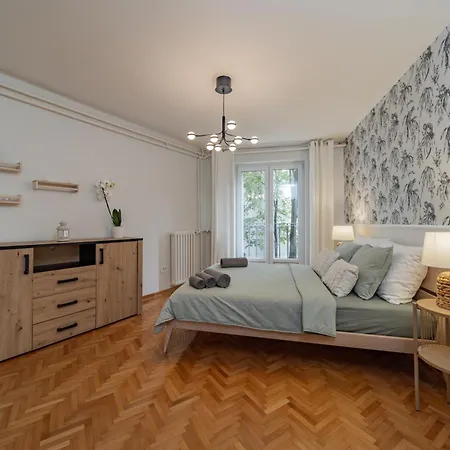 Apartment Charming One Bedroom In The Heart Of Belgrade