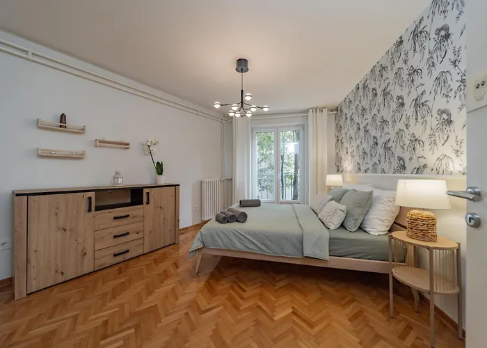 شقة Charming One Bedroom In The Heart Of بلغراد