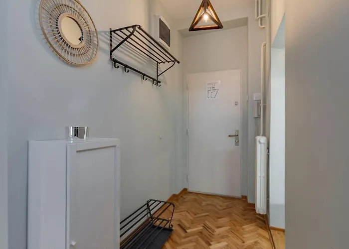 Charming One Bedroom In The Heart Of شقة